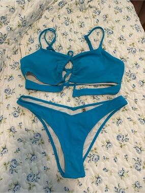 PINK Victoria's Secret Turquoise Tie-Front Bikini Set